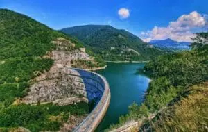 Hidroelectrica modernizează centralele Vaduri, Remeți și Arcești