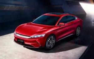 Vehiculele electrice importate din China taxate suplimentar de Comisia Europeană