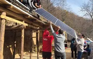 Șase gospodării izolate din comunele Măguri Răcătău și Gilău electrificate prin Proiectul „Energie pentru Viață”