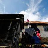 Proiectul „Energie pentru Viață” la a zecea etapă: lumină pentru 11 gospodării din Buzău