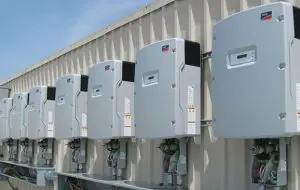 Invertoarele chinezești, între securitate și necesar pentru energia fotovoltaică europeană