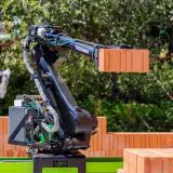 Robotul zidar, în acțiune la nZEB Expo 2025