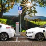 APIA: Scădere de 35,9% a înmatriculărilor de mașini electrice în martie
