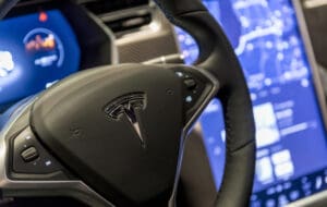 BMW a devansat Tesla pe piața mașinilor electrice din UE